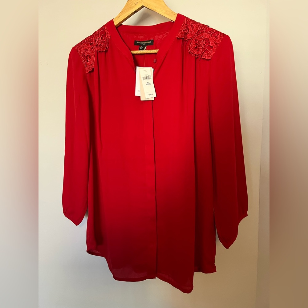 NWT Banana Republic red lace blouse
